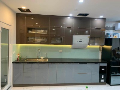 Top mẫu tủ bếp inox cánh kính hot nhất 2025 - Lựa chọn hoàn hảo cho nhà phố Ninh Bình